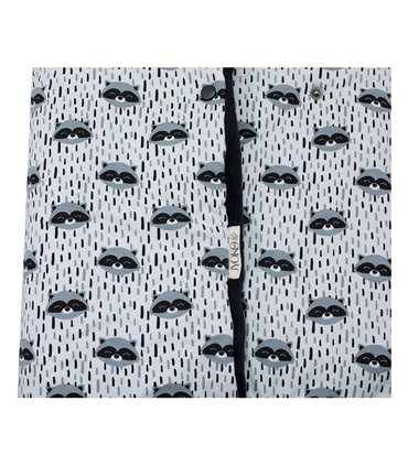 Detalle etiqueta Racoon Town