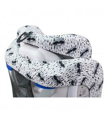 Vista trasera Racoon Town