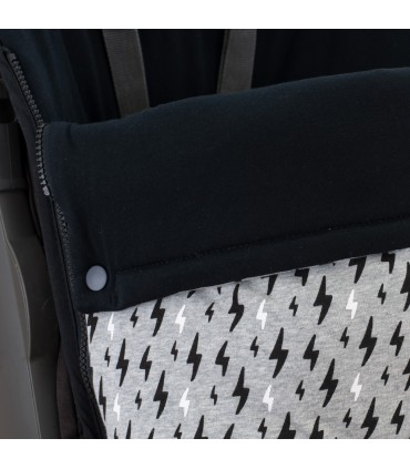 Stokke - Detalle botón Black Rayo