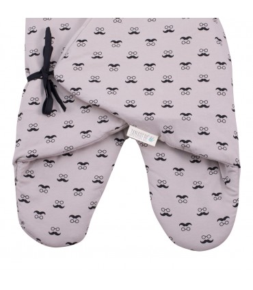 Detalle inferior Mr Mustache