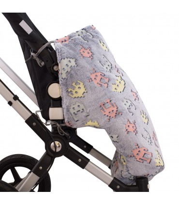 Vista lateral Neon Invaders