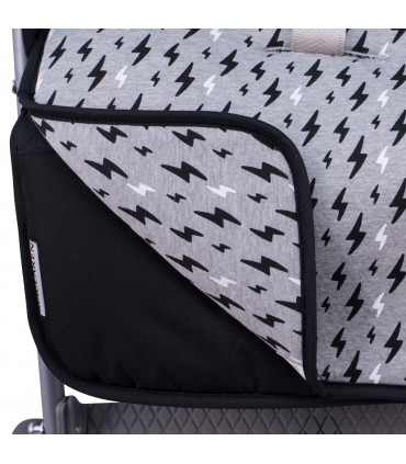 Detalle posterior Black rayo