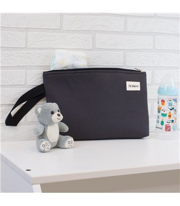 neceser - Vista de uso con modelo Marengo