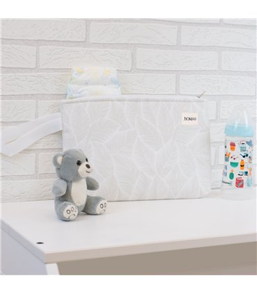 neceser - Vista de uso con modelo bloom