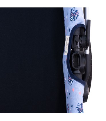 cubre capazo - Detalle etiqueta spike