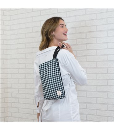 neceser - Vista de uso con modelo vichy