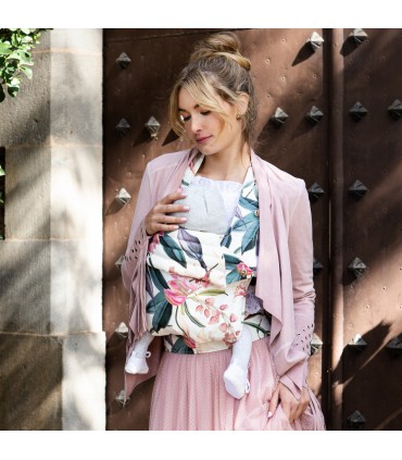 Mochila portabebés - Vista de uso con modelo Sicilia