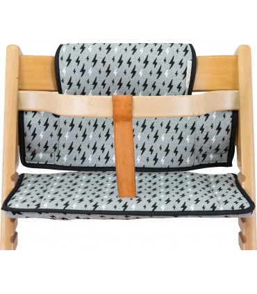 Stokke Tripp trapp - Vista frontal con retenedor Black Rayo